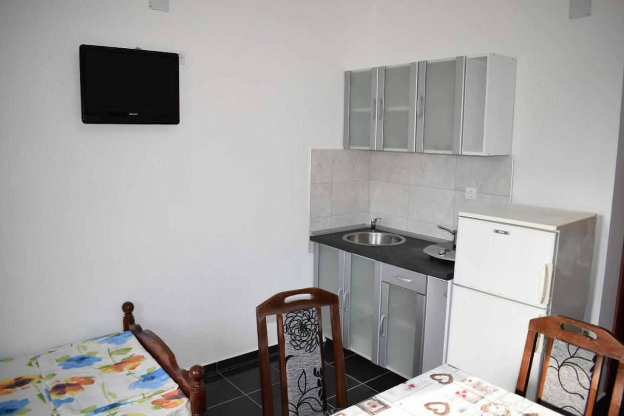 Appartamento Srebrna Nit Veliko Gradište Esterno foto